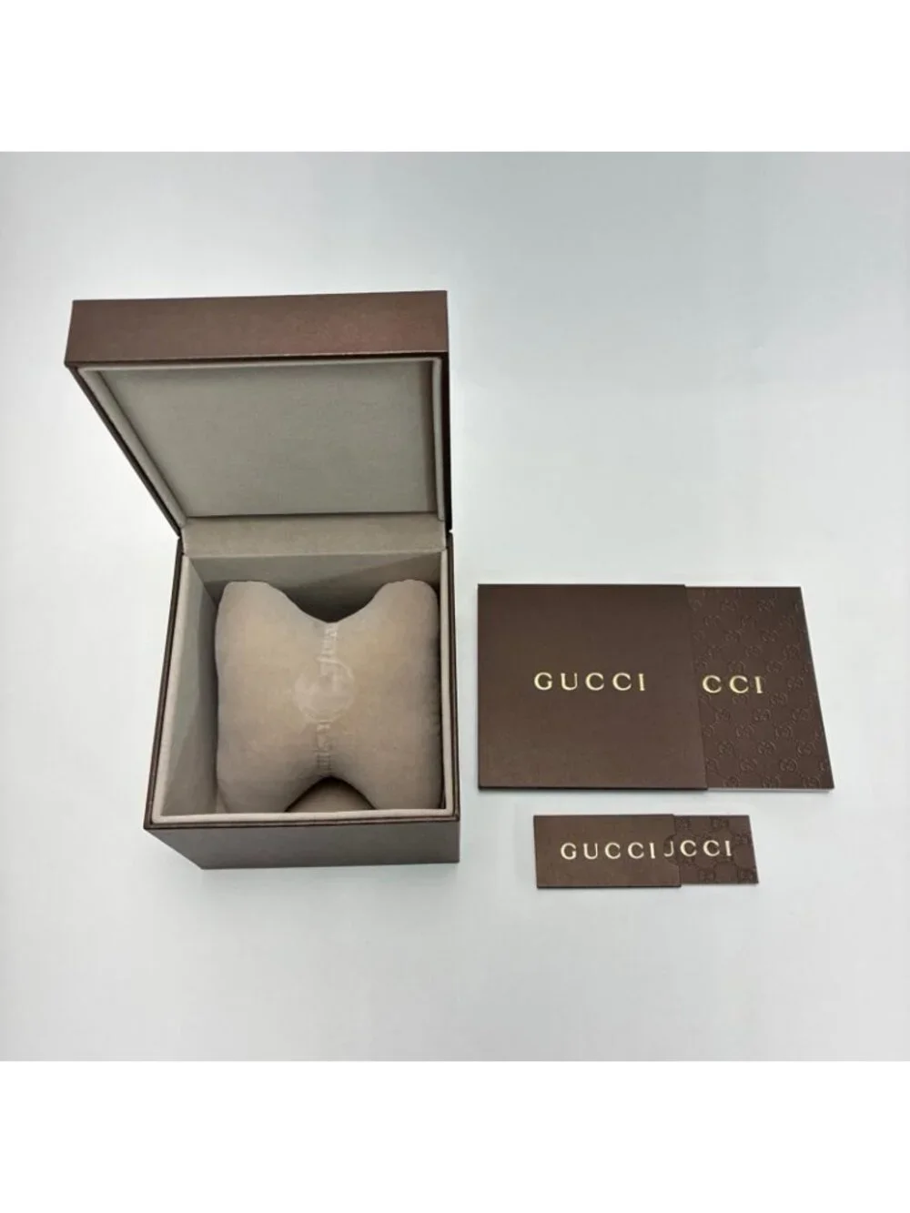 Gucci Circle 105 Silver Quartz Watch